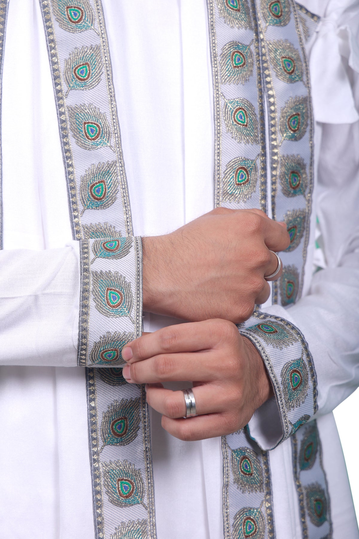 Traditional Bagalbandi Set (Mor Pankh) with readymade dhoti and dupatta